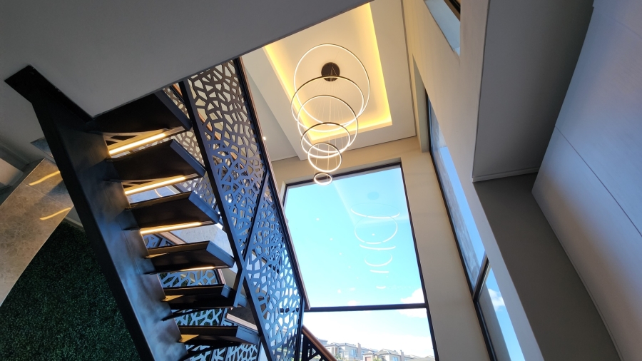 4 Bedroom Property for Sale in Seemeeu Park Western Cape